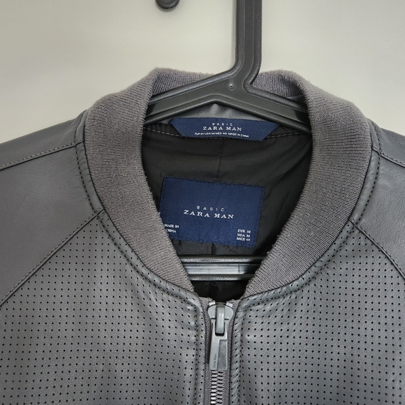 Leather jacket - Picture 2 of 4